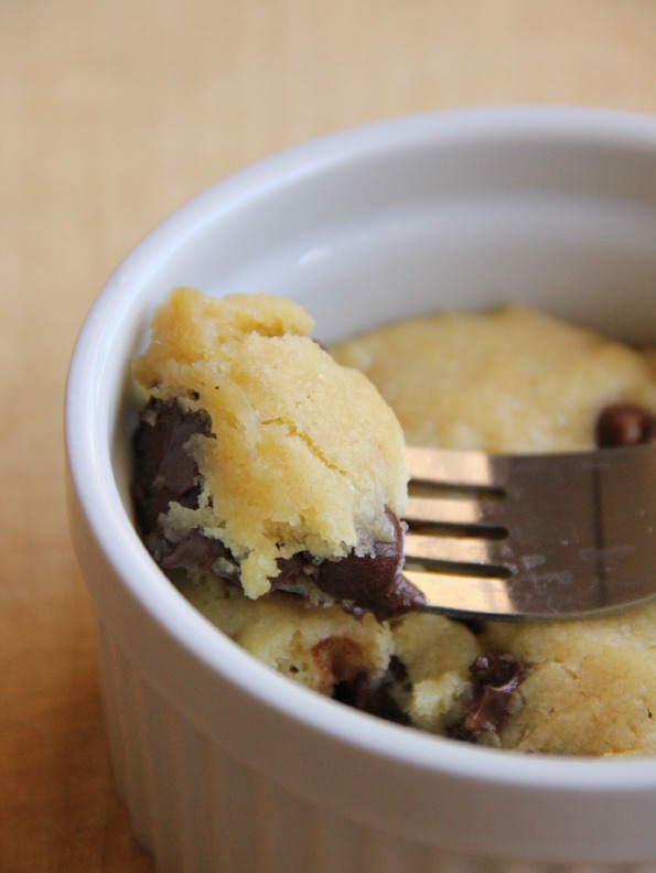 fullcravings:  Single Serve Deep Dish Chocolate Chip Cookie