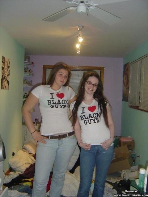 blackcockhoe:  nice965:   2 daughters hung, and the whole family will follow !…   Love it!!!! 