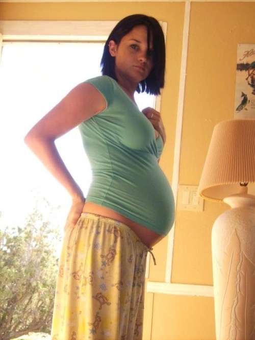 herbellypics:Hun, I think we’re going have to go shopping for maternity clothes…