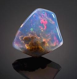 bijoux-et-mineraux:  Oregon Contra Luz Opal with botryoidal Jasper inclusions, from Oregon 