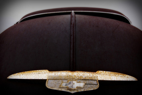 lonnie11941:  Chevy logo by Mark Tenney on Flickr. 