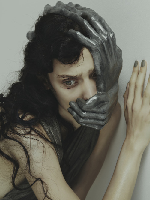 Nhu Xuan Hua (French, b. Paris, France, based England) - Fear - Dress: Yiqing Yin, Mask: Caroline Gl