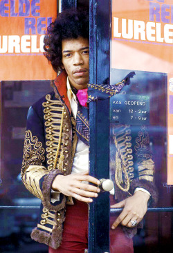 Babeimgonnaleaveu:   Jimi Hendrix Photographed By Nico Van Der Stam, 1966.  