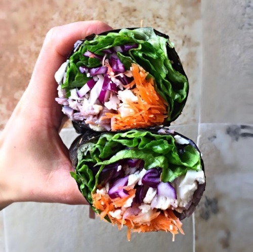 Sushi Rolls With Cauliflower Rice, Brown Rice Noodles, Carrots Carbage And Tahini Spread. Huge Love 💛