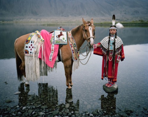 5centsapound:  Erika Larsen: People of the HorseEmbraced first for war, hunting, and transport, horses became spiritual partners and a way to show tribal pride.Photographer Statement:I arrived to Lapwai on Nez Perce land where I met a women named Rosa.