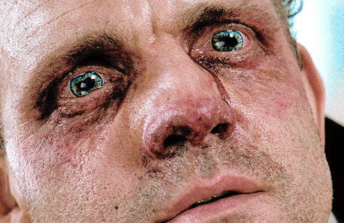 classichorrorblog:  In The Mouth Of MadnessDirected by John Carpenter (1994)