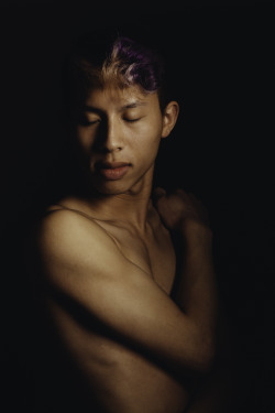 themundanelifeoftruong:  Truong Nguyen I did a photoshoot with Charlie Montes for his photography class at the Art Institute of Seattle. It was studying shapes of the body and shadows. 