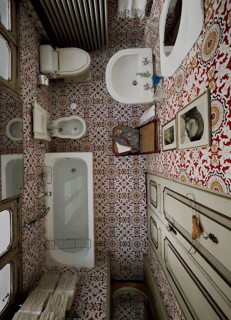househunting:  having a lot of maximalist bathroom feelings today