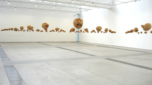 myampgoesto11: Christian Lemmerz: Hypnosis, 2010 Wax Sculls and Recorded voice. Faurschou Beijing. M