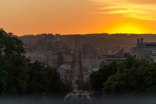 .Diptyque sunset. San Francisco, USA
