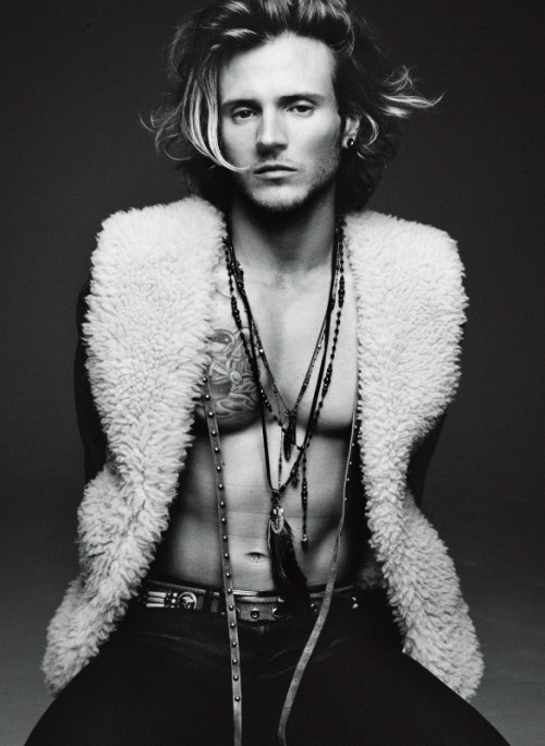 This is Dougie, who is sober for 5 years. Congratulations! @dougiepoynter