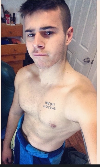 notpano:  Wet haired boob face 