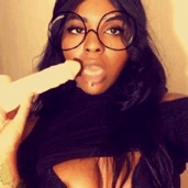 nellynadira:  yoooo my post about my premium snapchat looks pretty fucking dope🤤🔞🔥