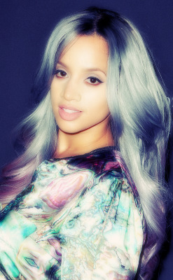 softcourfeyrac-blog:   1/? ladies I love: Dascha Polanco  