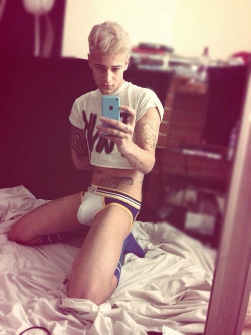 Cute Guys and Cute Guys in Underwear