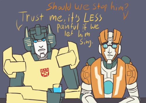 thevixatron:  strawberryspike:  Karaoke night on the Lost Light gets ugly sometimes  You know Izzy if you keep pumping stuff out this fast I’m not gonna have to draw at all just let you do all the work and I reblog it like YEAH IT WAS ALL ME 