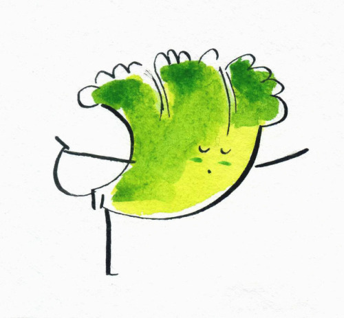 Lettuce doing natarajasana.