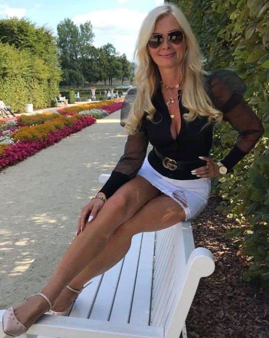 Sexy Mature Legs Pics