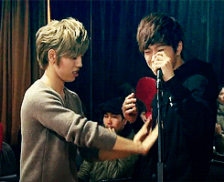 dongwhos-deactivated20150309:  Dongwoo…? 