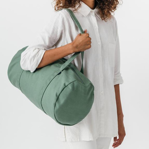 We’ve just had a big re-stock of @baggu bags just in time for your Christmas getaway. . . . . #baggu