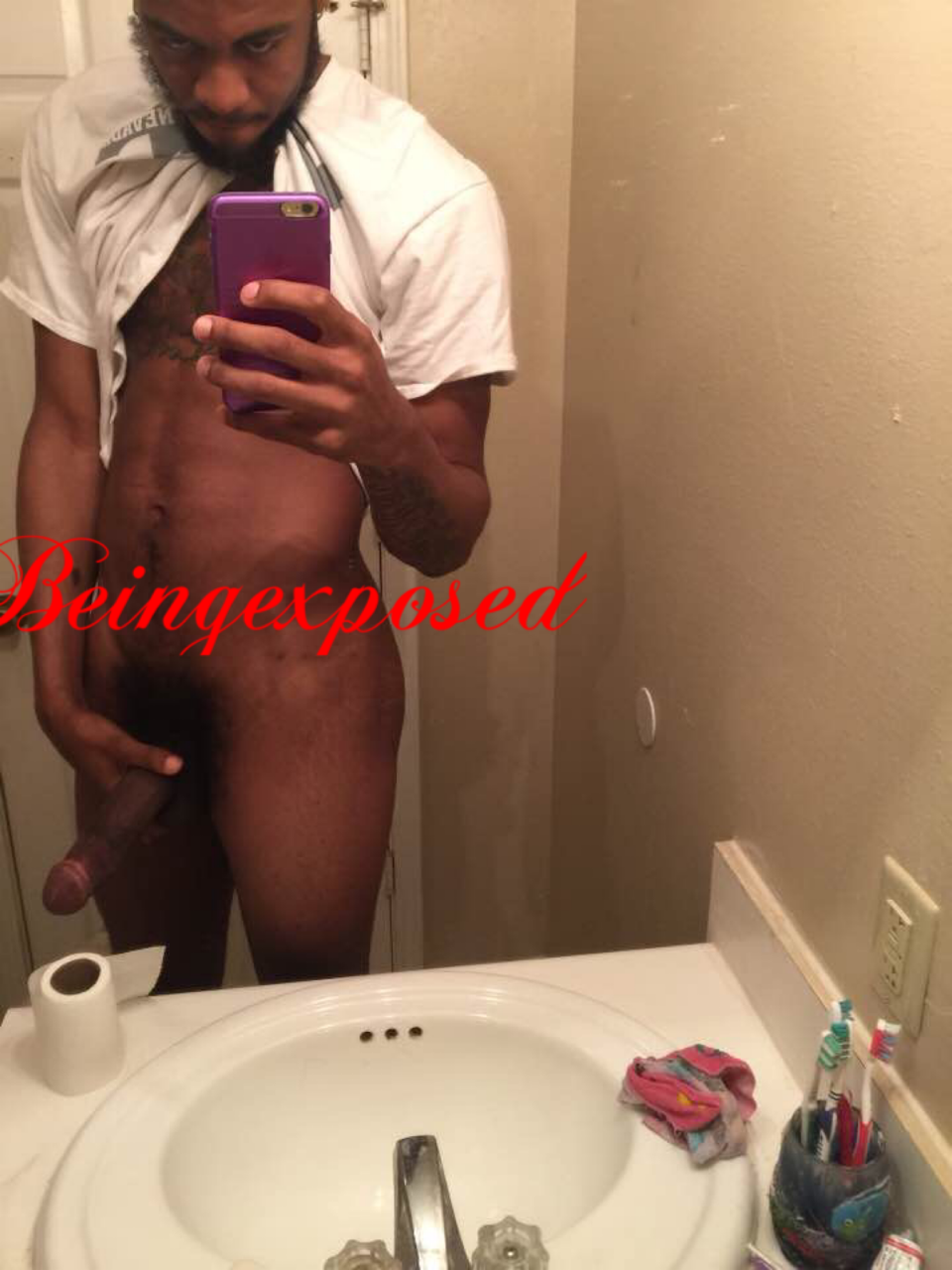 Please follow:1.http://nudeselfshots-blackmen.tumblr.com/2.http://gayhornythingz.tumblr.com/3.http://nudeselfshotsofmen.tumblr.com/