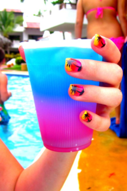 sosupershy:  Go insane Throw some glitter Make it rain on ‘em! on We Heart It.  Hot nails in the sun.