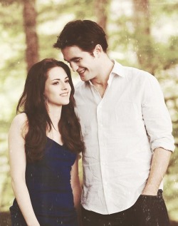 metalheadballerinaxoxo:  Edward and Bella