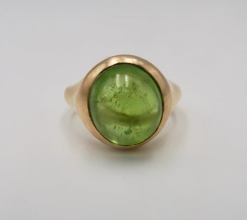 allaboutrings:14k Gold Peridot Ring