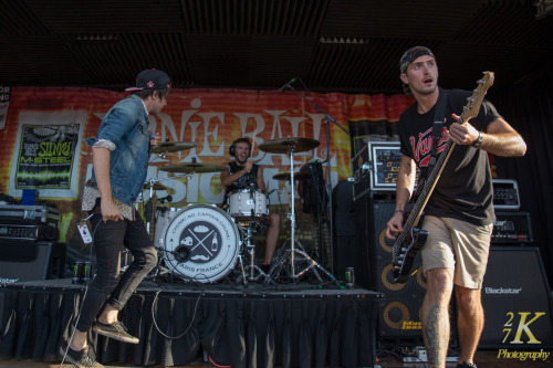 Chunk! No, Captain Chunk!  - Playing the Vans Warped Tour at Darien Lake (Buffalo, NY) on 7.8.1