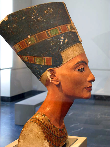 Bust of Queen Nefertiti, Amarna Period; 18th dynasty