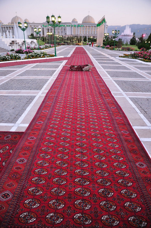 westeastsouthnorth: Ashgabat, Turkmenistan