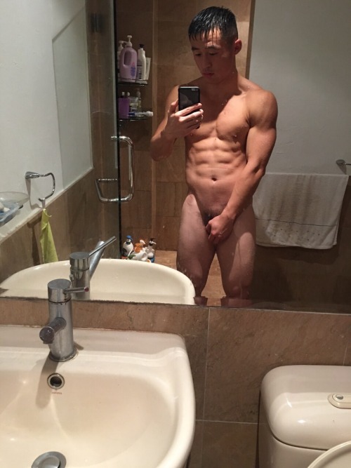 dicktionarysg: Straight SG boy Thanks for the 1k followers~