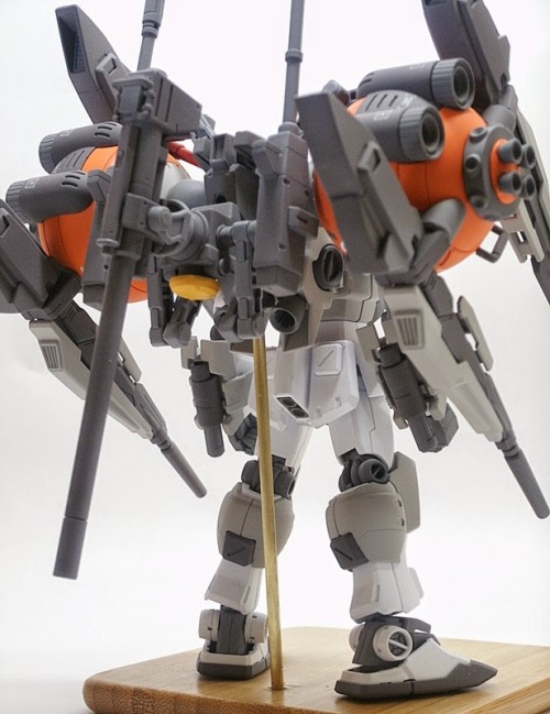 emberspiritx:  1/144 GM Juggler - Custom Build  Modeled by Syou 