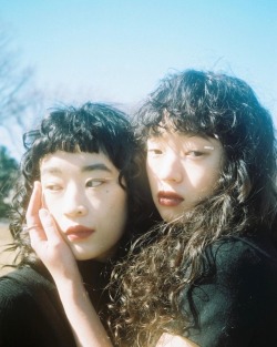yua:  yoko & natsumi photographed by