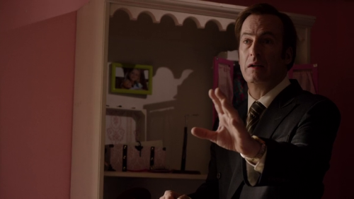 lizdexia:Jimmy McGill’s skill set as a lawyer includes:giving ‘em the old razzle dazzlesurprise tent entrances