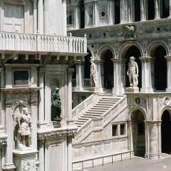 hadrian6: Scala dei Giganti - The Giants Staircase.1483-85. Palazzo Ducale. Venice. marble. http://hadrian6.tumblr.com 