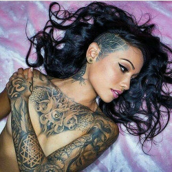 tattoogirls66:  love this tattooed beautys