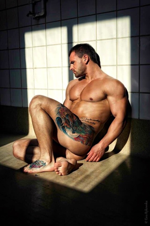 muscles-and-ink:  Who Is He???