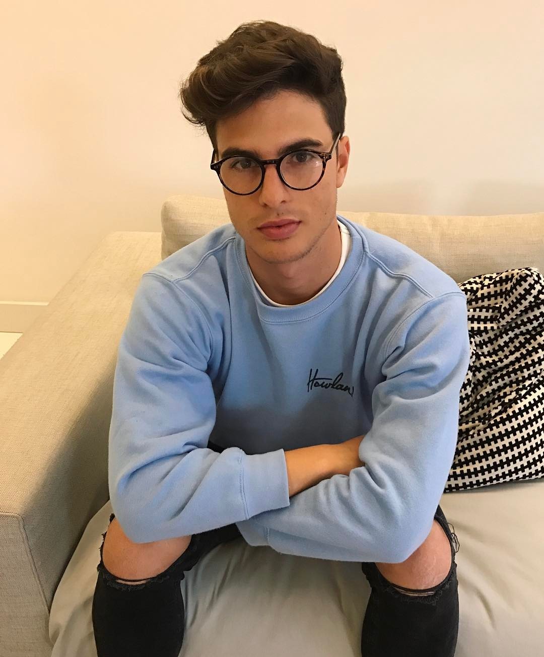 whocrush:   Eduard Torres Instagram: @eduardtorres7 
