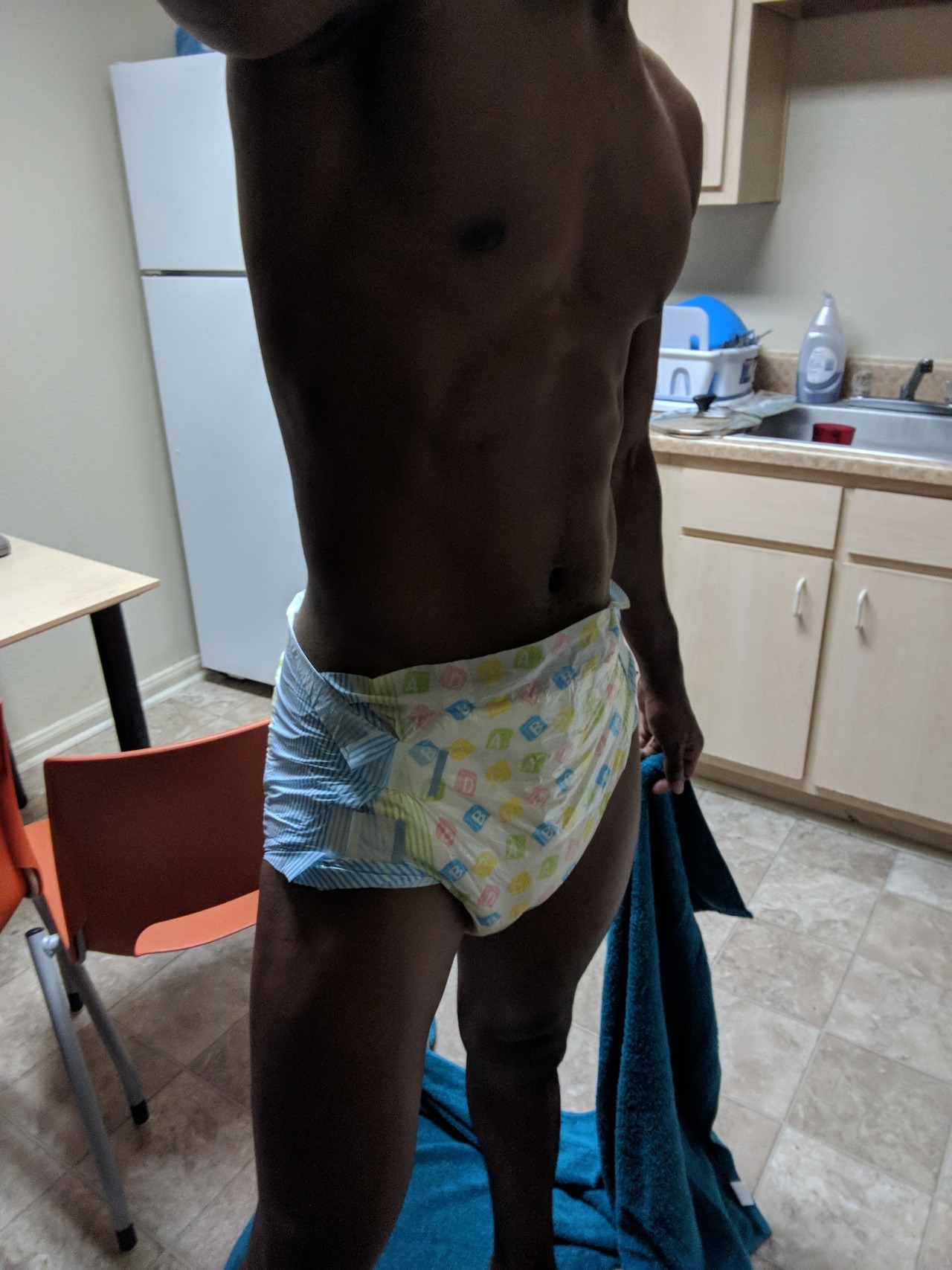 asimpleswitch:My first time taking pictures in the kitchen. I felt kinda bold and