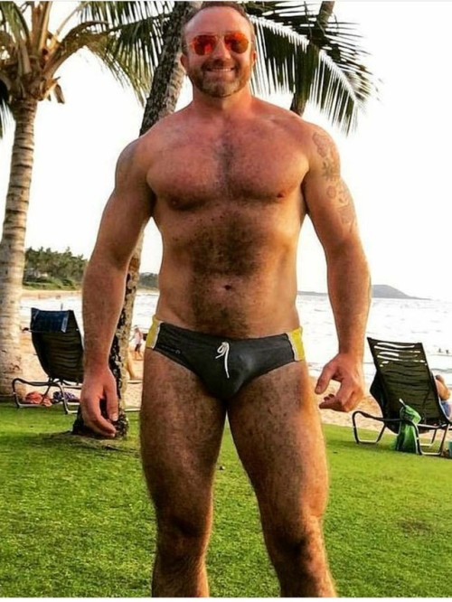 MUSCLE MAN DADDY