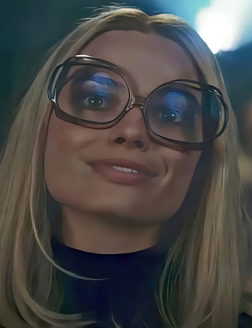 marobbie: Margot Robbie as Sharon Tate in Once Upon a Time in Hollywood (2019)