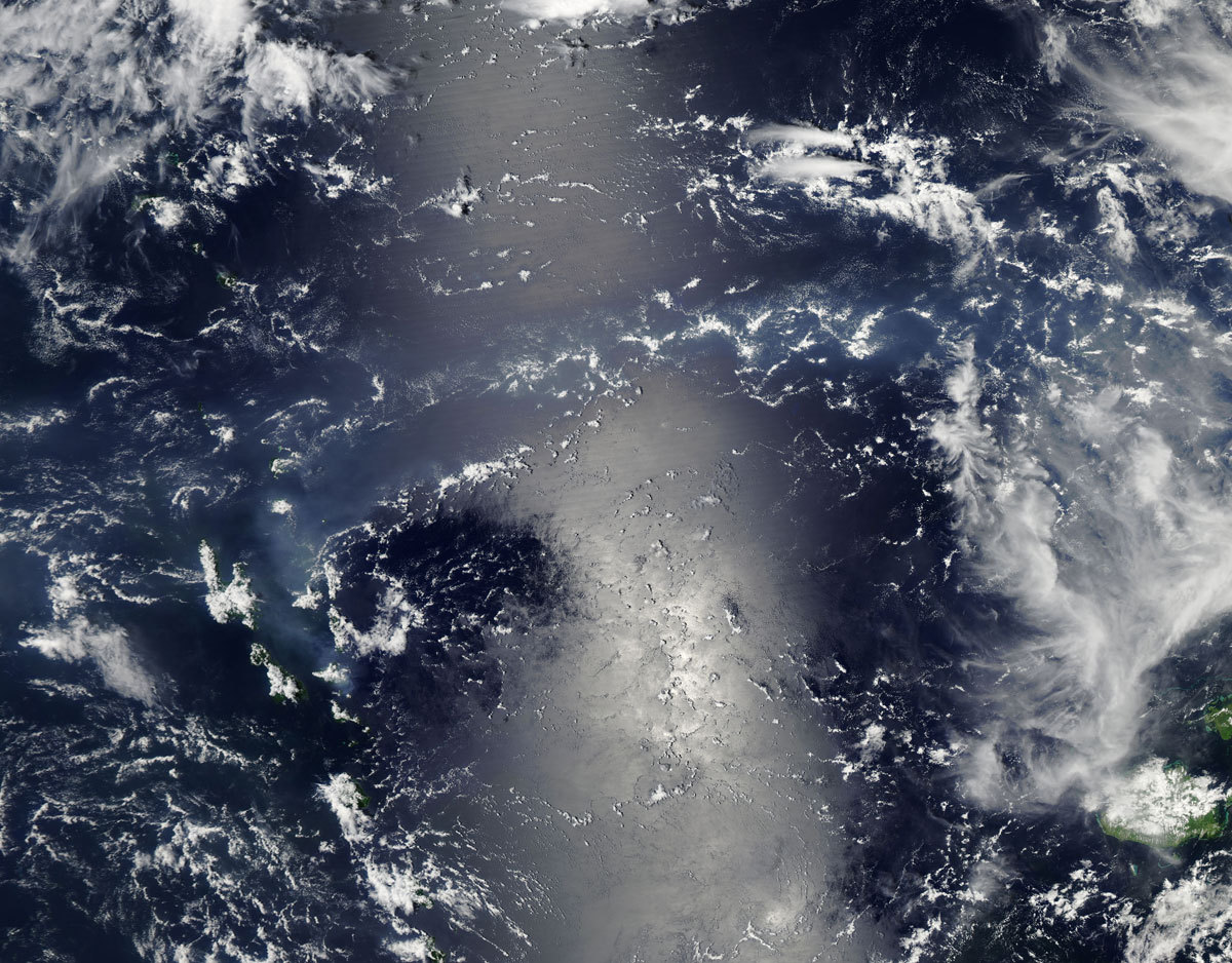 bobbycaputo:    NASA Celebrates Earth Day with 26 Jaw-Dropping Images of Our Planet