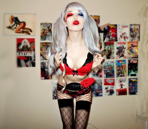 hotcosplaychicks:  Heart #9 by DarcyNycole 