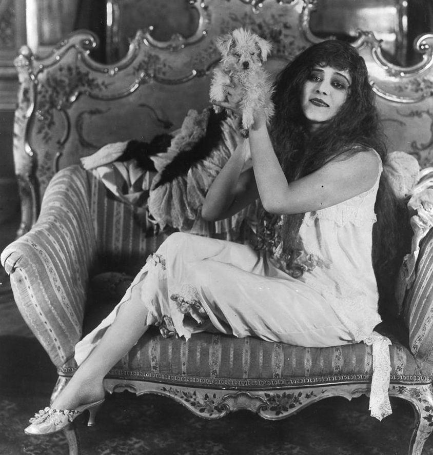 retrogasm:  Theda Bara