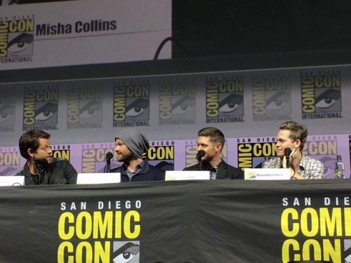 Supernatural panel at #SDCC 3/3. Taken by my friend so I could relax and enjoy.Feel free to share 