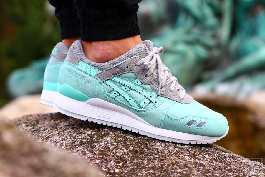 asics gel lyte iii light mint