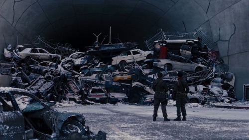 filmswithoutfaces:films without faces → The Dark Knight Rises (2012) dir. Christopher Nolan