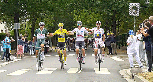 Jasper Philipsen, Jonas Vingegaard, Tadej Pogacar & Giulio Ciccone ‹ Tour De France 2023 - Stage 21