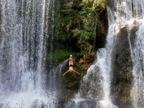 Image of the day:  Waterfall jumping competition 